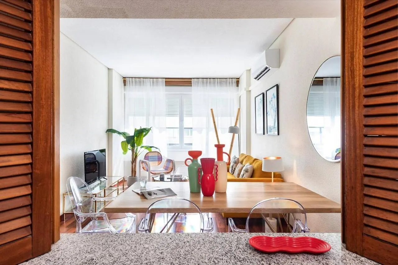 Monkeys Apartments La Campana Suites 세비야
